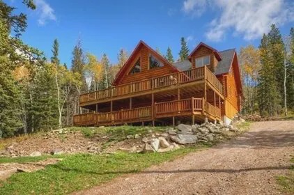 Black Diamond Lodge in Lead