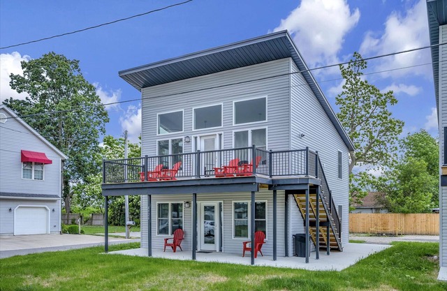 Brand New Condo w/ furnishings plus an open water view of Indian Lake