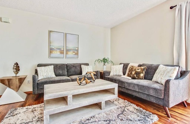 Charming & Centrally Located Downtown Boise Townhome