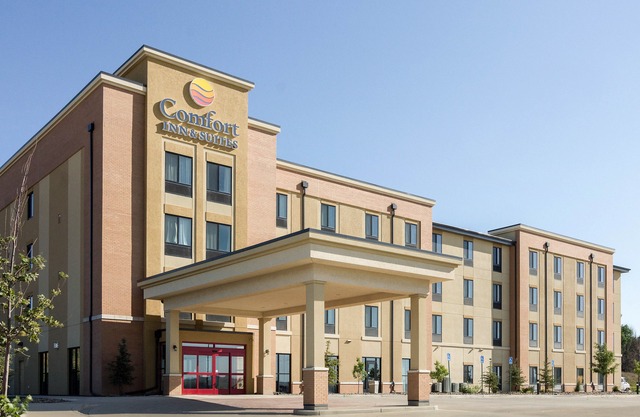 Comfort Inn & Suites Watford City