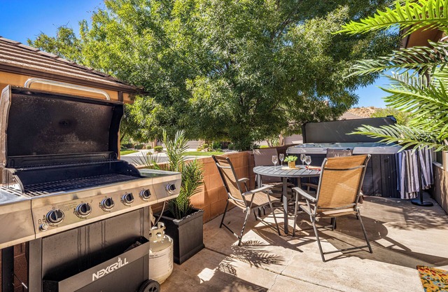 Coral Ridge 4144|Hot Tub, Bikes, Scooters, and near Coral Canyon Golf Course, SLP 12