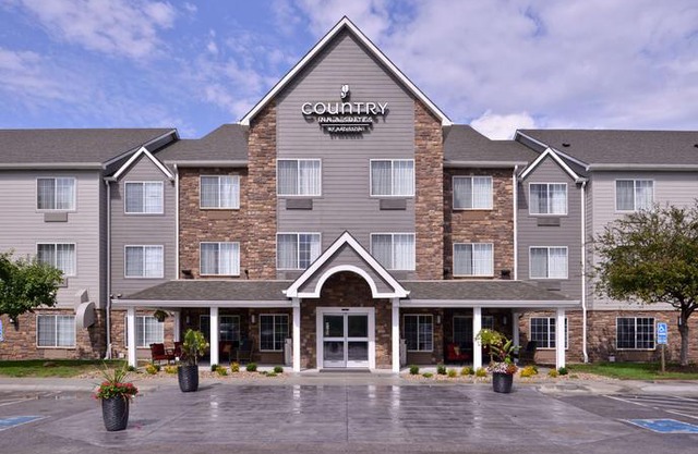 Country Inn & Suites by Radisson Omaha Airport IA