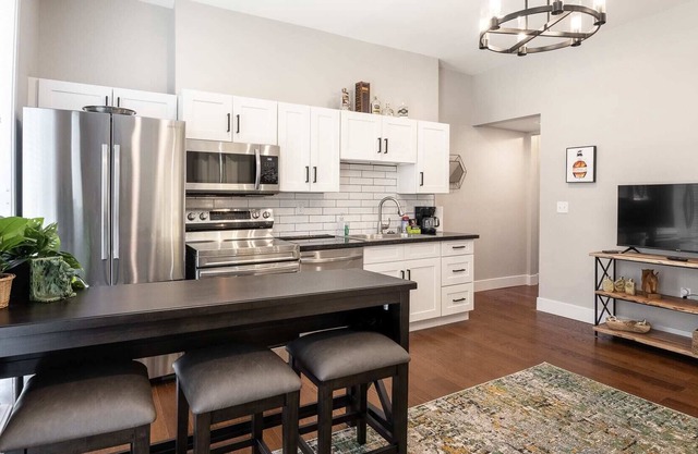 Covington Escape—Relaxing 1BR Apartment