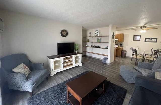 Cozy Fargo 1 bedroom close to all Fargo has to offer!