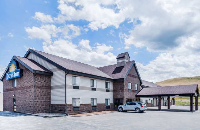Days Inn by Wyndham Sturgis