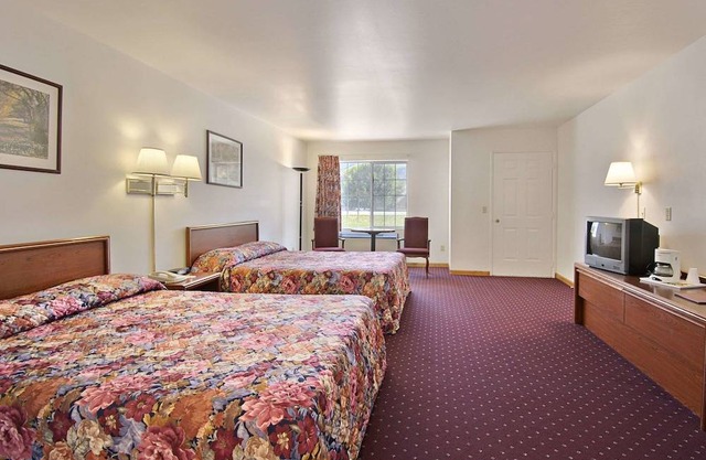 Days Inn by Wyndham Lolo / Missoula Area