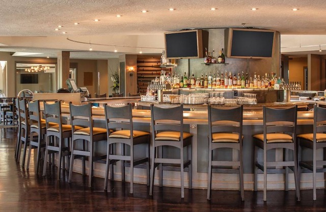 DoubleTree by Hilton Hotel Missoula - Edgewater
