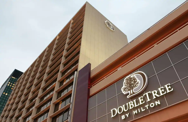 DoubleTree by Hilton Cleveland/Downtown Lakeside