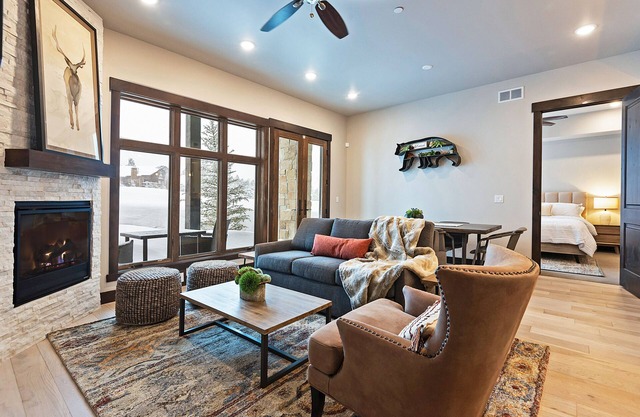 Enchanting resort condo with mountain views, hot tub, & pool - walk to lifts