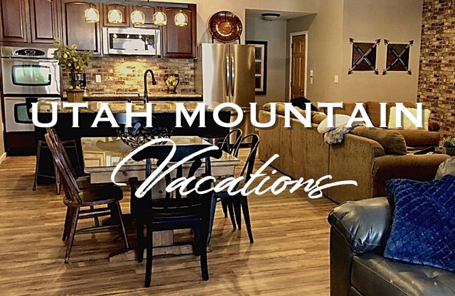 Fabulous Find/NEW King CozyCondo Nestled in thePines/Hikn'/Central/Bryce/ZionGem