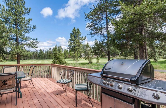 Family Golf Escape with A/C & Movie Lounge