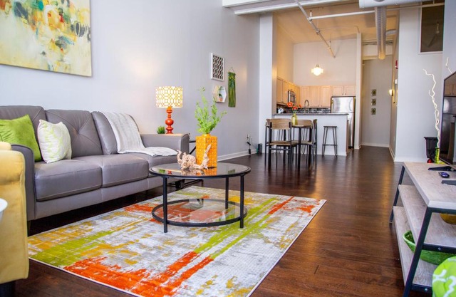 FRONTDESK Wholesale District Downtown Indy Apts