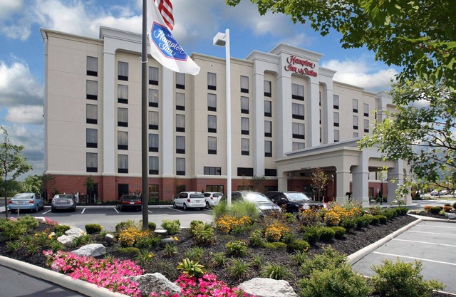 Hampton Inn & Suites Columbus Polaris