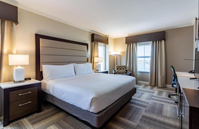 Holiday Inn Express Savannah - Historic District