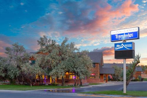 Inn At Lander Travelodge 