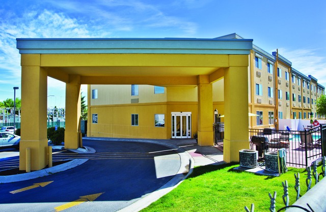 La Quinta by Wyndham Helena
