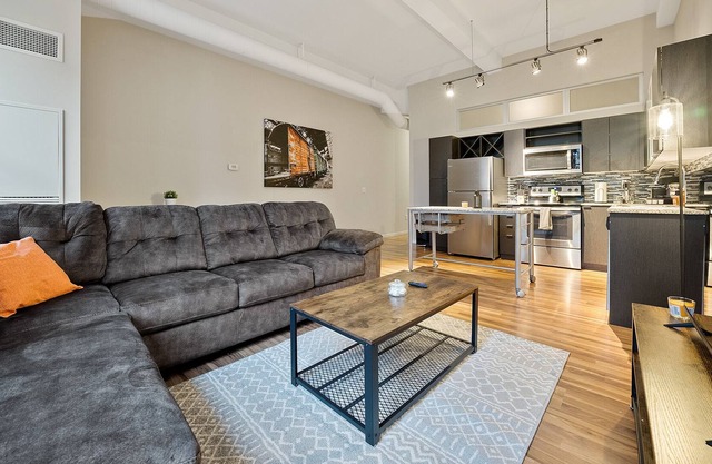 Lavish Best Central Location with Unmatched Amenities - 842