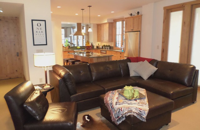 Luxury 2BD/2.5BA 1800sqft Elkhorn Springs Condo