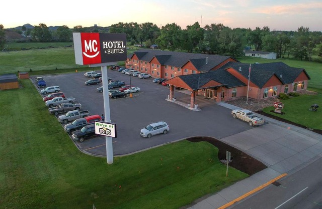 City Hotel 
