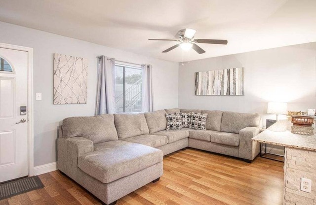 Oak Shores 165 1BD/Ground Floor Unit