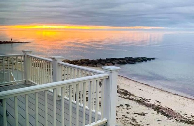 Oceanfront duplex sleeping 6-breathtaking views of Nantucket Sound