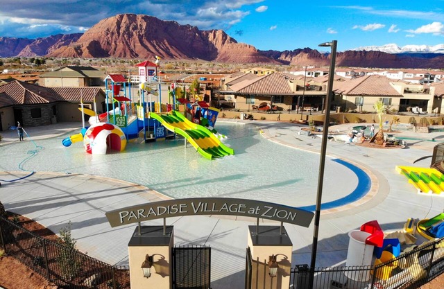 Paradise Village 58 l Sweet Retreat, includes a Private Hot Tub, Wii U, and Mario Cart