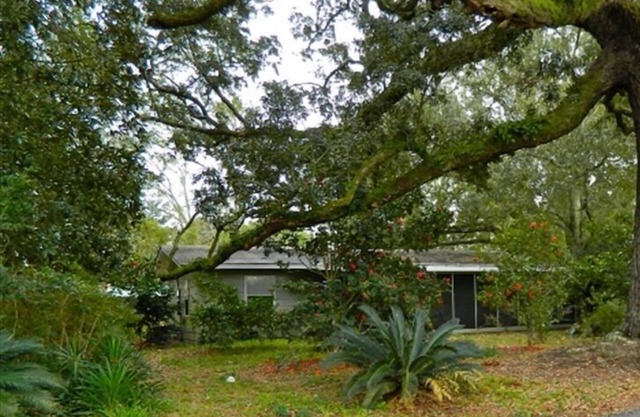 Private Cottage, Historic Ocean Springs, Intown Location
