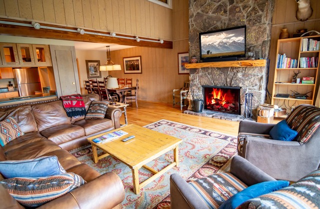 Ski In, Family Sized Teton Village Townhouse