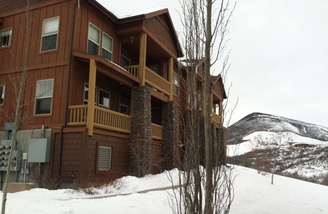 Ski The Best At A Great Price! 2 Minutes From Deer Valley Gondola.