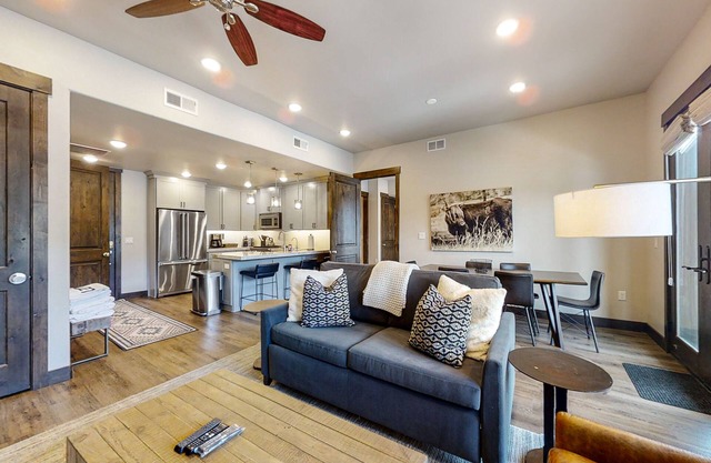 Stylish Blackstone Retreat | Heated Pool & Hot Tub | Walk to Cabriolet Lift