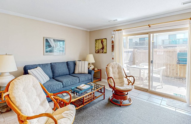 Townhouse style condo at Pine Knoll Townes