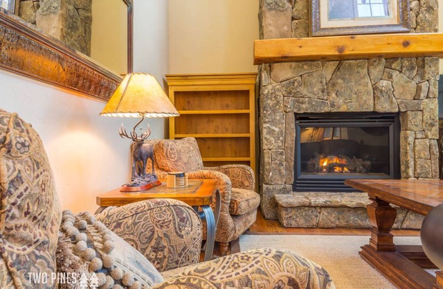 Trotwood Townhome Cozy up to the Fireplace on a Snowy Night!