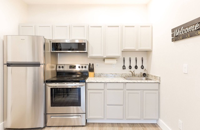 Updated 2 Bedroom Apartment