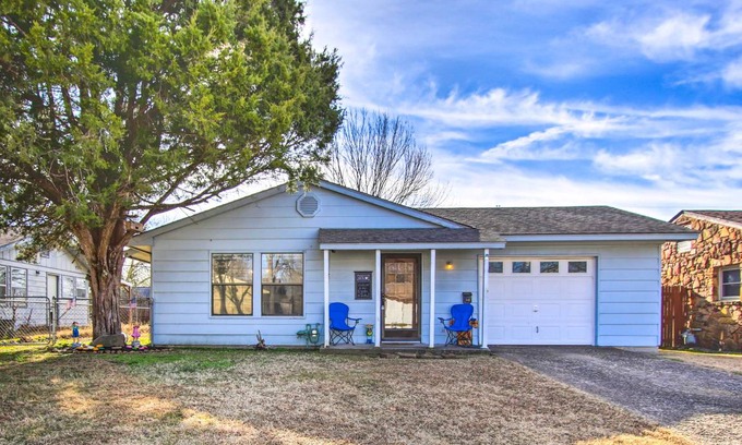 Bartlesville House | 102 m² House ∙ 3 bedrooms ∙ 5 guests