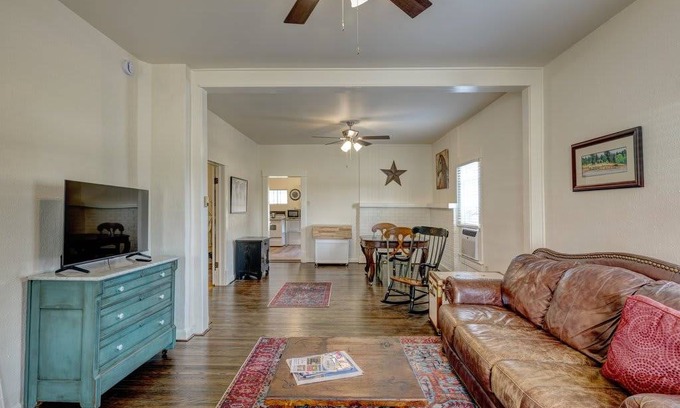 Sheridan House | 109 m² House ∙ 2 bedrooms ∙ 5 guests