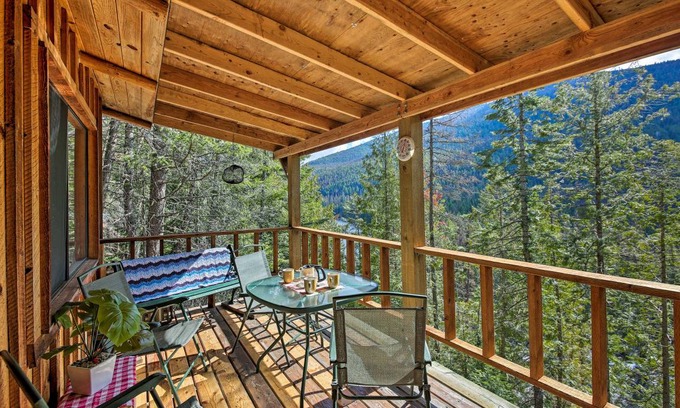 Troy House | 109 m² House ∙ 2 bedrooms ∙ 8 guests