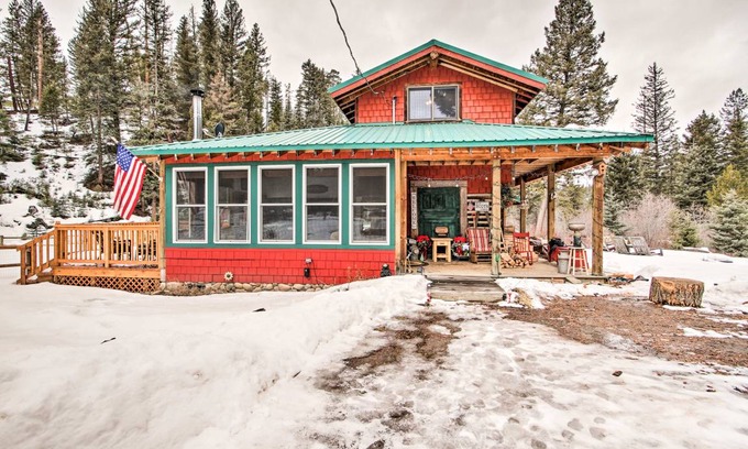 East Helena House | 111 m² House ∙ 2 bedrooms ∙ 4 guests