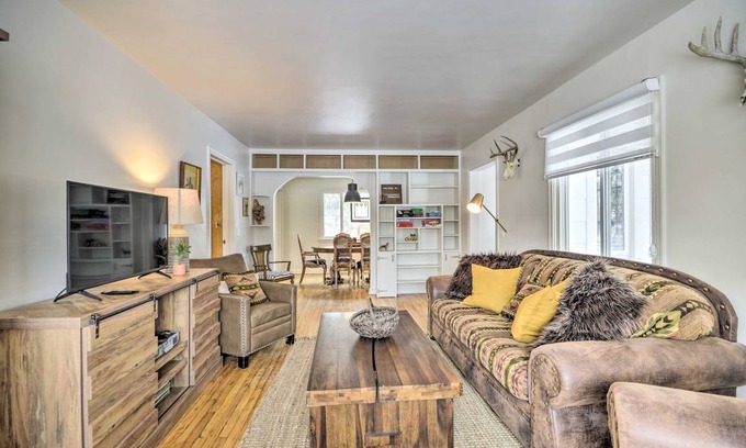 Thermopolis House | 111 m² House ∙ 3 bedrooms ∙ 7 guests