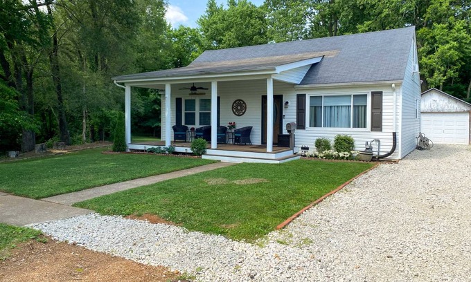 Lexington House | 124 m² House ∙ 2 bedrooms ∙ 6 guests