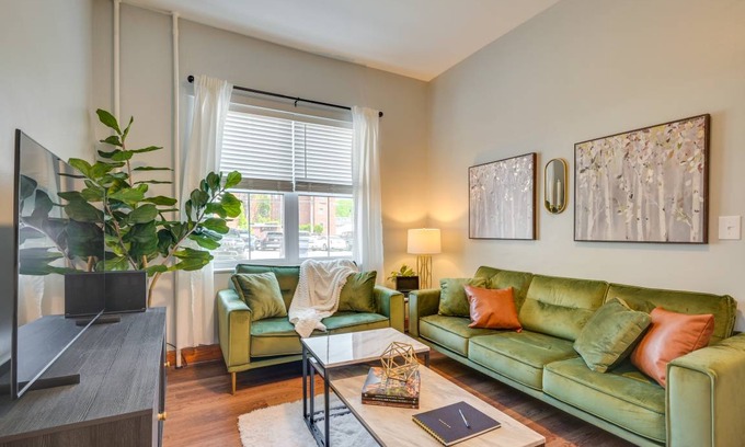 Historic Downtown Bedford Apartment | 130 m² Apartment ∙ 2 bedrooms ∙ 4 guests