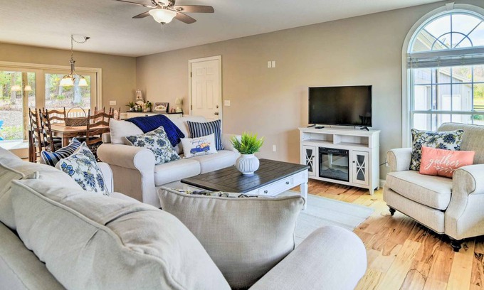 Burkesville House | 130 m² House ∙ 3 bedrooms ∙ 7 guests