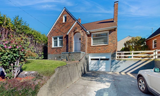 Bremerton House | 133 m² House ∙ 3 bedrooms ∙ 6 guests
