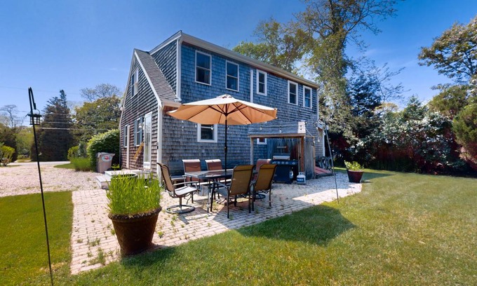 North Eastham House | 133 m² House ∙ 4 bedrooms ∙ 8 guests