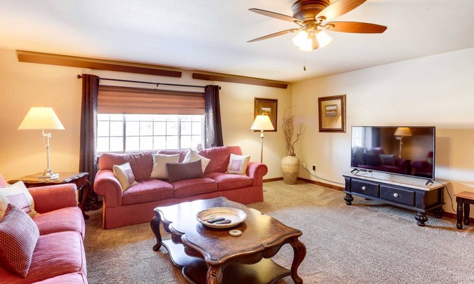 Deadwood Apartment | 148 m² Apartment ∙ 2 bedrooms ∙ 4 guests
