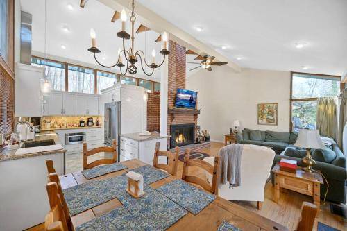Pocono Pines House | 149 m² House ∙ 4 bedrooms ∙ 10 guests