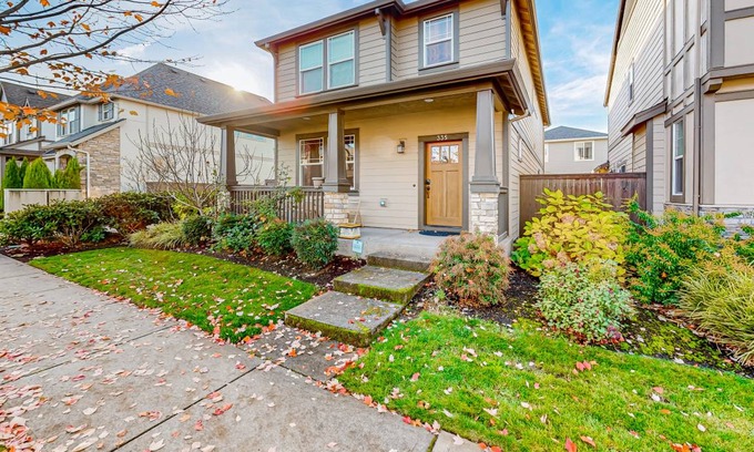 Beaverton House | 161 m² House ∙ 3 bedrooms ∙ 6 guests