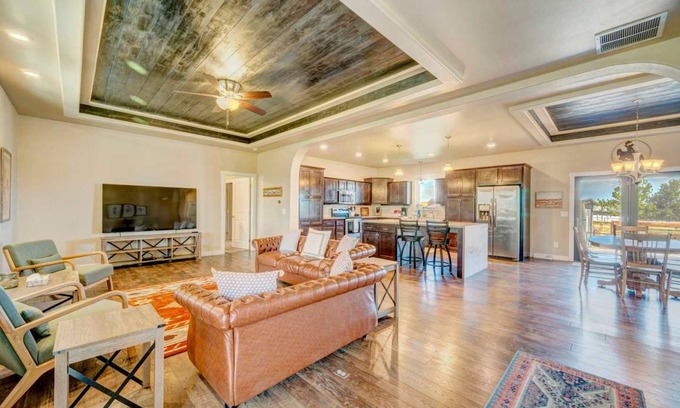 Sheridan House | 184 m² House ∙ 3 bedrooms ∙ 6 guests