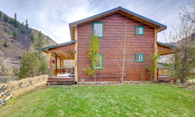 Salmon House | 185 m² House ∙ 2 bedrooms ∙ 8 guests