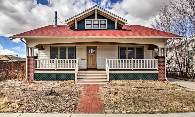Laramie House | 197 m² House ∙ 3 bedrooms ∙ 8 guests