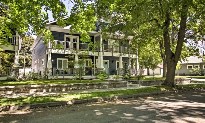Garden District Apartment | 199 m² Apartment ∙ 4 bedrooms ∙ 10 guests